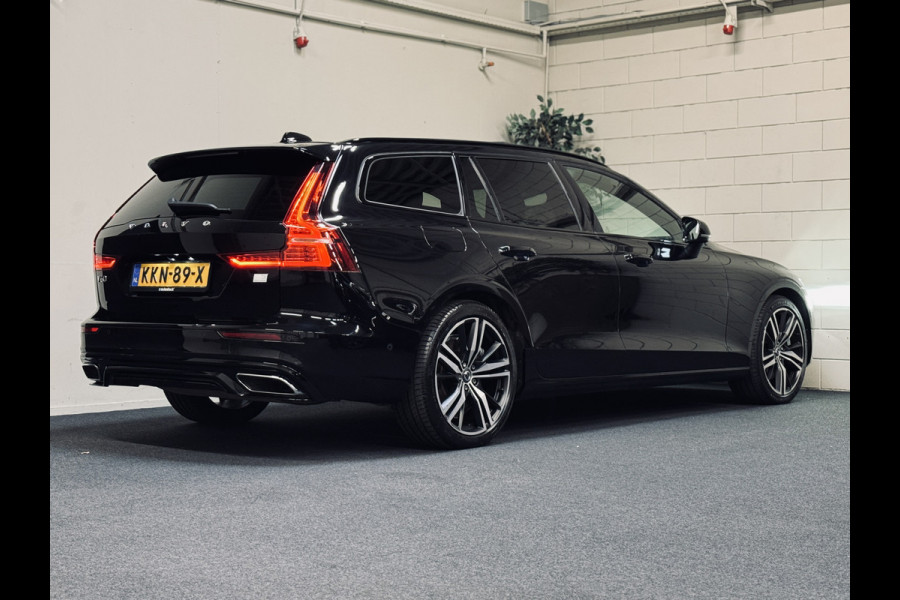 Volvo V60 T6 PHEV AWD Ultimate Dark | Panorama | Trekhaak | PilotAss.