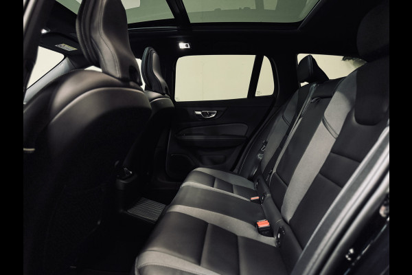 Volvo V60 T6 PHEV AWD Ultimate Dark | Panorama | Trekhaak | PilotAss.