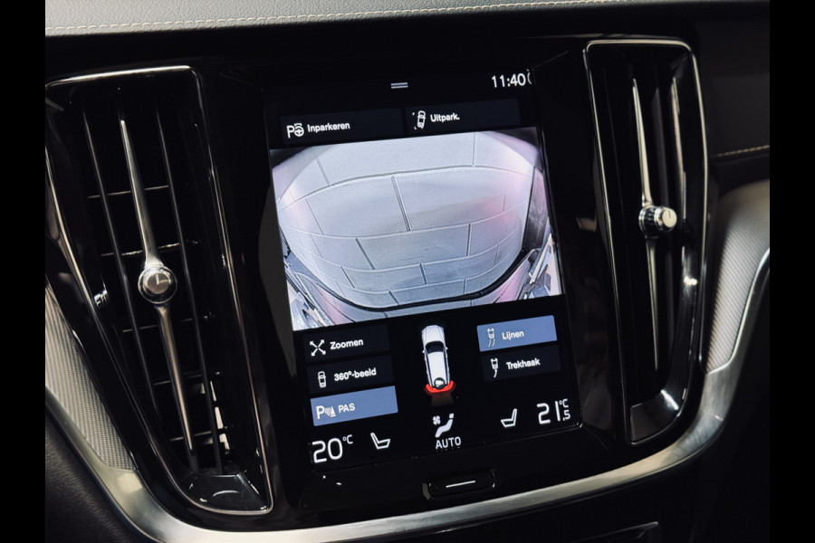 Volvo V60 T6 PHEV AWD Ultimate Dark | Panorama | Trekhaak | PilotAss.