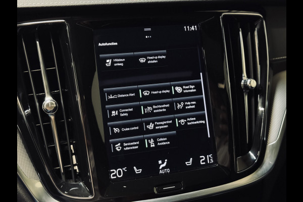 Volvo V60 T6 PHEV AWD Ultimate Dark | Panorama | Trekhaak | PilotAss.