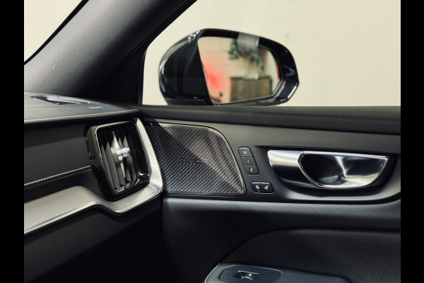 Volvo V60 T6 PHEV AWD Ultimate Dark | Panorama | Trekhaak | PilotAss.