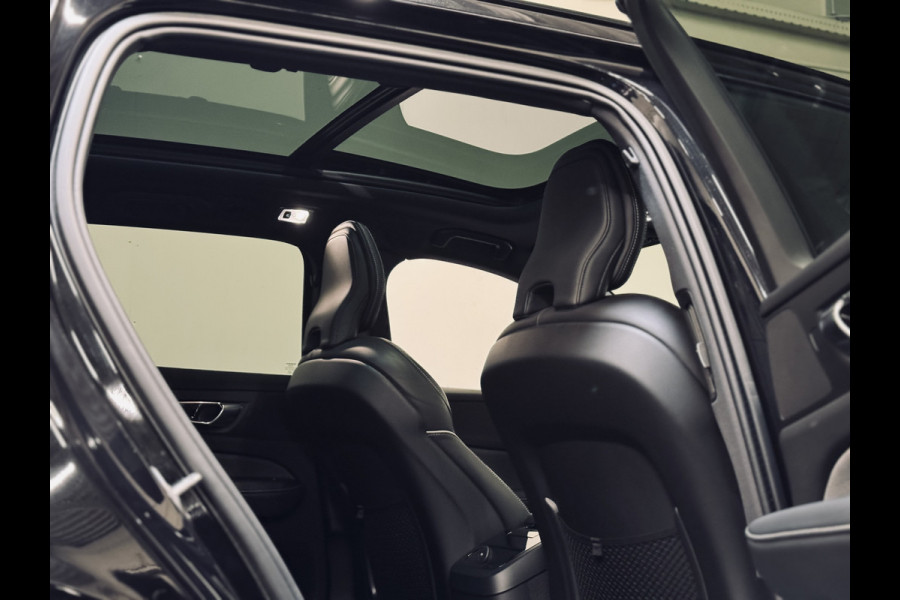 Volvo V60 T6 PHEV AWD Ultimate Dark | Panorama | Trekhaak | PilotAss.