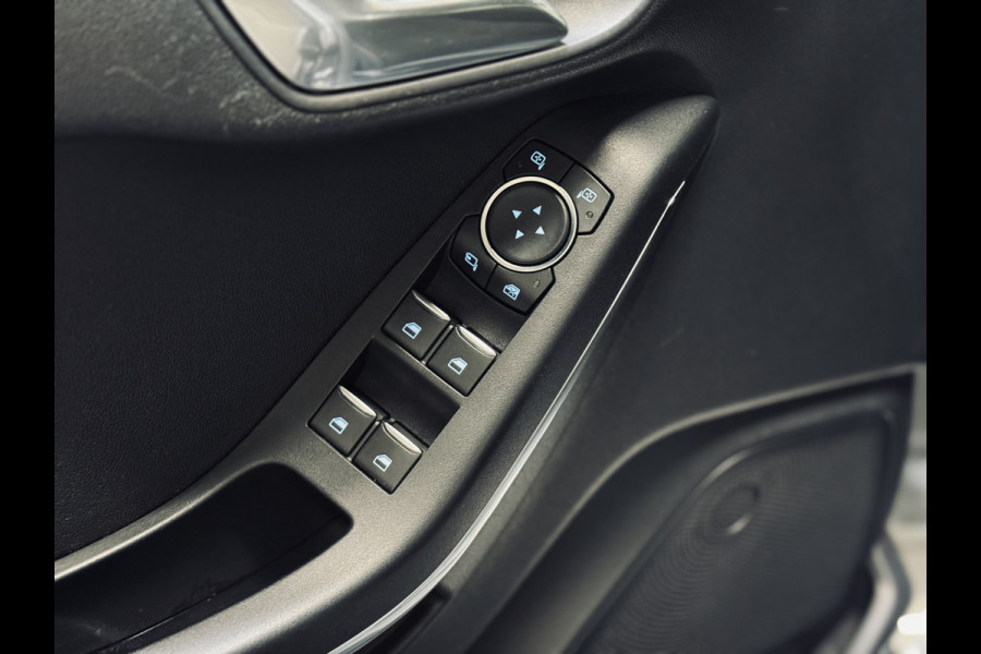 Ford Fiesta 1.0 EB 125PK ST-Line | 18" | LED | Winter