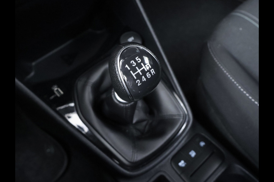 Ford Fiesta 1.0 EcoBoost Sport (APPLECARPLAY,NAVI,CRUISE,LED,BLACK EDITION,DRIVE MODES,SPORTSTOELEN,NETTE STAAT)