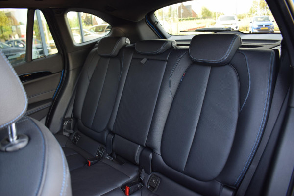 BMW X1 xDrive25e eDrive Edition | M-Sport | Trekhaak | Pano | CarPlay