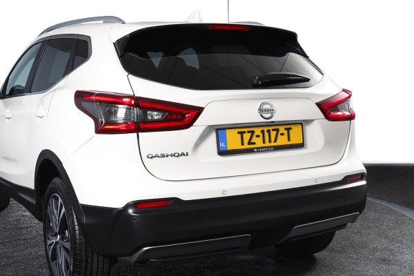 Nissan QASHQAI 1.2 116 PK N-Connecta Org. NL. | Pano | Cruise | PDC | 360 Camera | NAV | ECC | LM 18" |