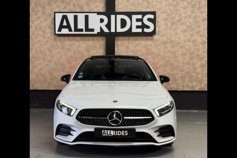 Mercedes-Benz A-Klasse 250 Premium Plus Amg | Pano | Trekhaak | Sfeerverlichting | Camera | Carplay | Stoelverwarming