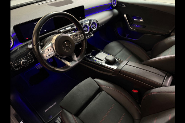 Mercedes-Benz A-Klasse 250 Premium Plus Amg | Pano | Trekhaak | Sfeerverlichting | Camera | Carplay | Stoelverwarming