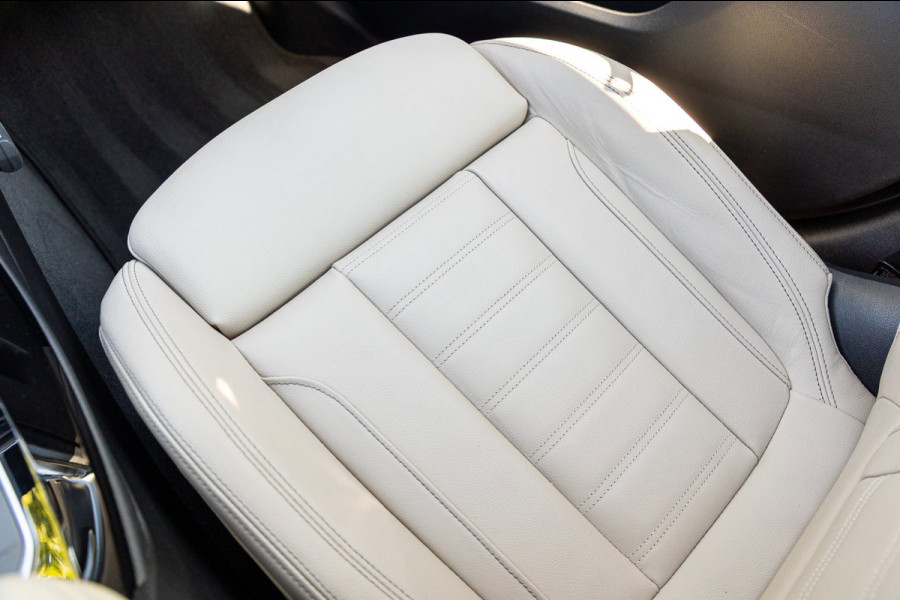 BMW iX3 High Executive 80 kWh Soh 99% I M Pakket I Panoramadak I Trekhaak I Harman Kardon I Adaptive Cruise I 360 Camera I Android