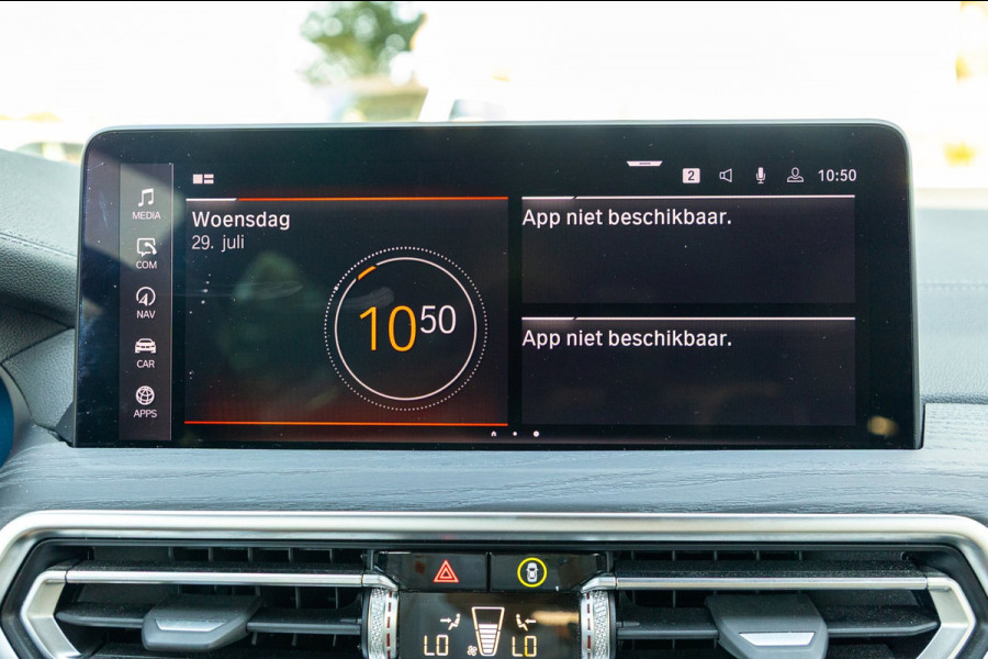 BMW iX3 High Executive 80 kWh Soh 99% I M Pakket I Panoramadak I Trekhaak I Harman Kardon I Adaptive Cruise I 360 Camera I Android
