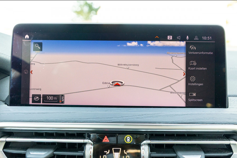 BMW iX3 High Executive 80 kWh Soh 99% I M Pakket I Panoramadak I Trekhaak I Harman Kardon I Adaptive Cruise I 360 Camera I Android