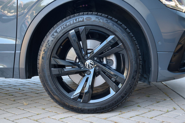 Volkswagen Tiguan 1.4 TSI eHybrid R-Line Business | PANO | 2X MEMORY | 360 CAM | LEDER | AMBIENT | STOELVERW |