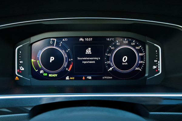 Volkswagen Tiguan 1.4 TSI eHybrid R-Line Business | PANO | 2X MEMORY | 360 CAM | LEDER | AMBIENT | STOELVERW |