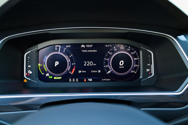 Volkswagen Tiguan 1.4 TSI eHybrid R-Line Business | PANO | 2X MEMORY | 360 CAM | LEDER | AMBIENT | STOELVERW |