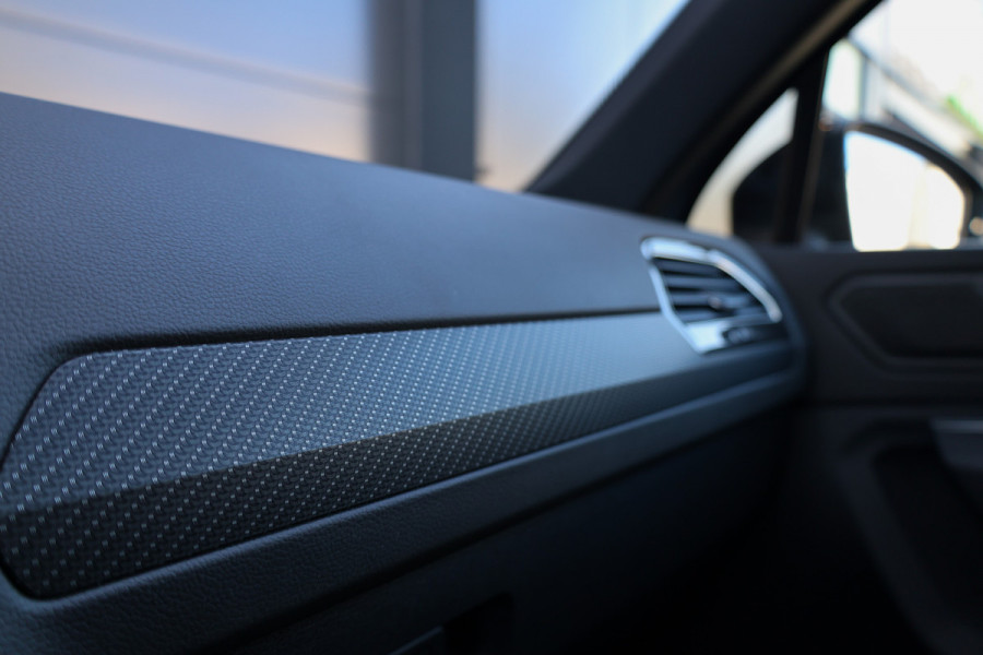 Volkswagen Tiguan 1.4 TSI eHybrid R-Line Business | PANO | 2X MEMORY | 360 CAM | LEDER | AMBIENT | STOELVERW |