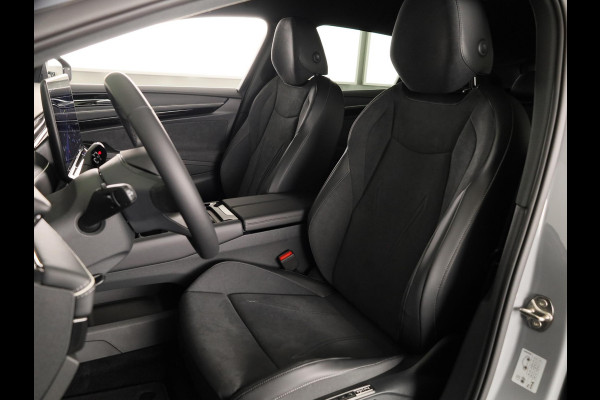 Volkswagen ID.7 Tourer Limited Edition Plus 77 kWh accu 210 kW / 286 PK V / Trekhaak / Massage / 360 graden / HUD