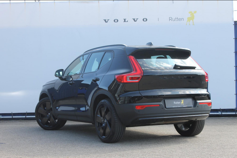 Volvo XC40 2.0 177PK Automaat Plus Black Edition Google infotainment / 20" lichtmetalen velgen / Getinte ramen vanaf de B-stijl / Verwarmbare zitplaatsen voor / Harman Kardon Audio installatie