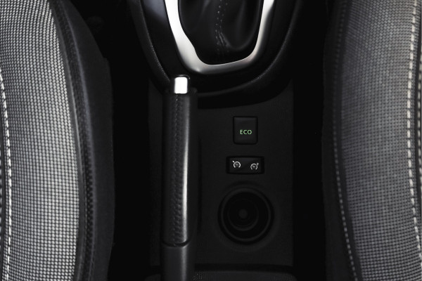 Renault Captur 1.3 TCe 150 PK Version S - Automaat | Pano | Trekhaak | Cruise | PDC | Camera | NAV+Android Auto | ECC | LM 17" |