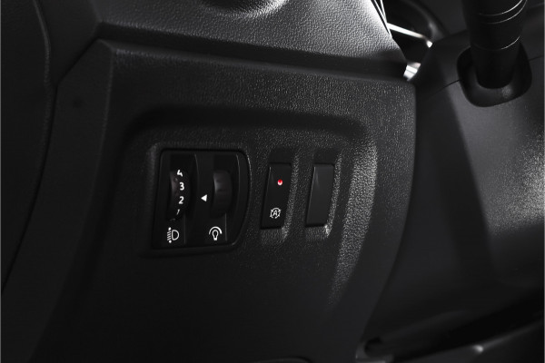 Renault Captur 1.3 TCe 150 PK Version S - Automaat | Pano | Trekhaak | Cruise | PDC | Camera | NAV+Android Auto | ECC | LM 17" |