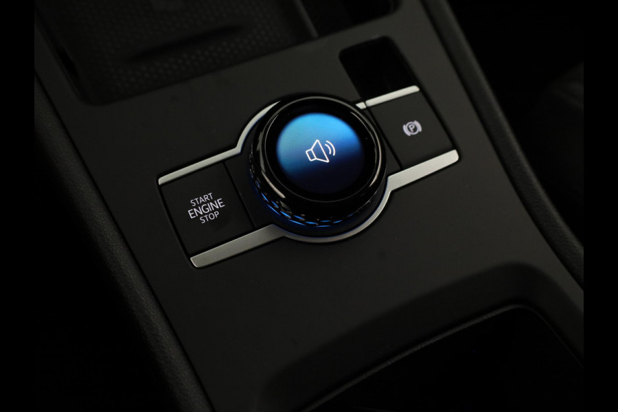Volkswagen T-Roc Limited Edition 1.5 eTSI 85 kW / 116 PK SUV 7 vers Achteruitrijcamera | Stoelverwarming | Carplay