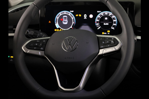 Volkswagen T-Roc Limited Edition 1.5 eTSI 85 kW / 116 PK SUV 7 vers Achteruitrijcamera | Stoelverwarming | Carplay