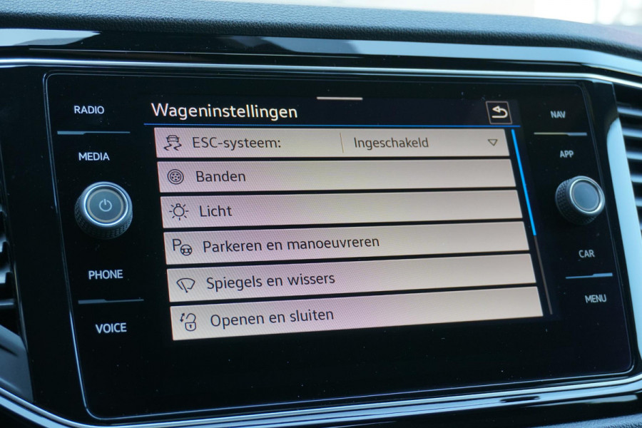 Volkswagen T-Roc 2.0 TSI 4Motion R *dealer onderhouden* + AKRAPOVIC / DCC / CAMERA / BEATS / ACC
