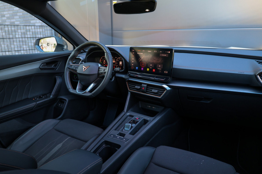 CUPRA Formentor 1.4 e-Hybrid Business | BTW | PANO | ACC | STUURVERW | CAMERA | CARPLAY | SFEER | KEYLESS |