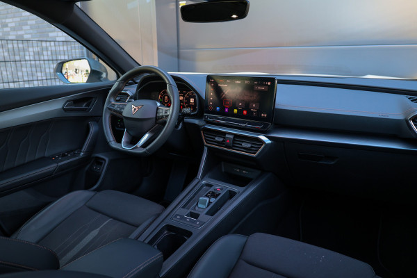 CUPRA Formentor 1.4 e-Hybrid Business | BTW | PANO | ACC | STUURVERW | CAMERA | CARPLAY | SFEER | KEYLESS |