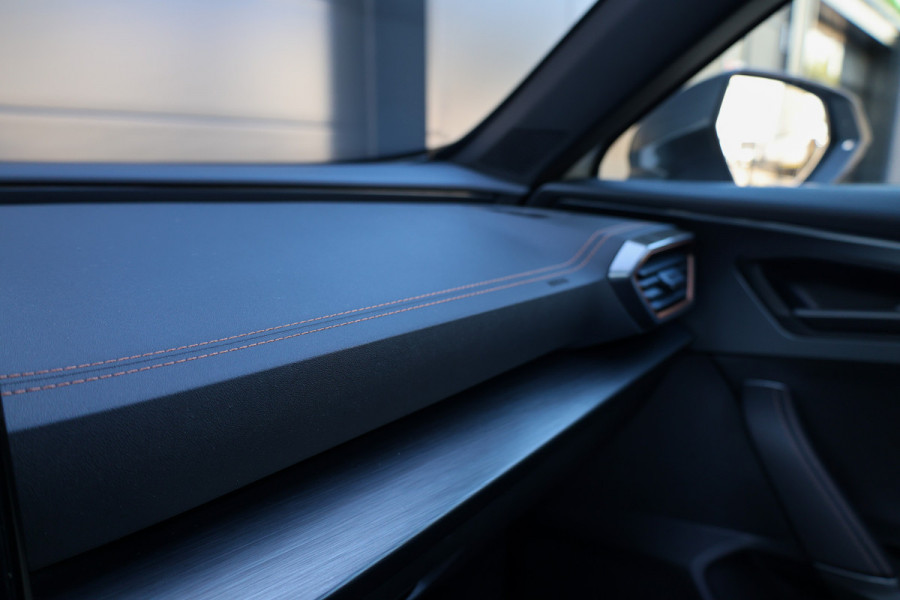 CUPRA Formentor 1.4 e-Hybrid Business | BTW | PANO | ACC | STUURVERW | CAMERA | CARPLAY | SFEER | KEYLESS |