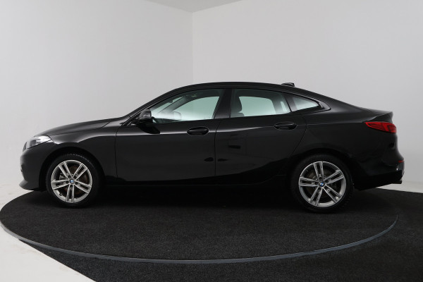 BMW 2 Serie Gran Coupé 218i High Executive (STOELVERWARMING, CAMERA, NAVIGATIE, CRUISE CONTROL, DEALER ONDERHOUDEN)