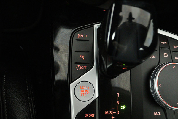BMW 2 Serie Gran Coupé 218i High Executive (STOELVERWARMING, CAMERA, NAVIGATIE, CRUISE CONTROL, DEALER ONDERHOUDEN)