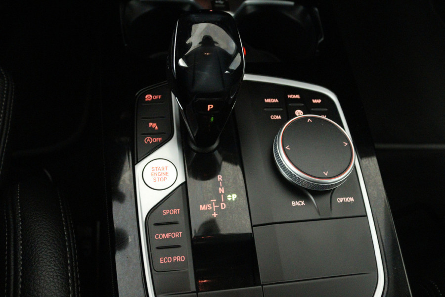 BMW 2 Serie Gran Coupé 218i High Executive (STOELVERWARMING, CAMERA, NAVIGATIE, CRUISE CONTROL, DEALER ONDERHOUDEN)