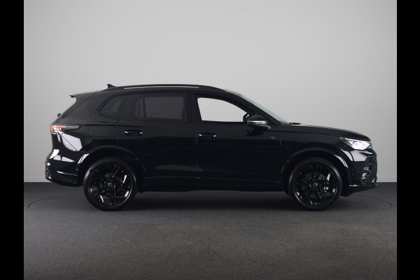 Volkswagen Tiguan R-Line Edition 1.5 eHybrid 150 kW / 204 PK SUV 6 v Head-Up Display | Panoramadak | Stoelverwarming