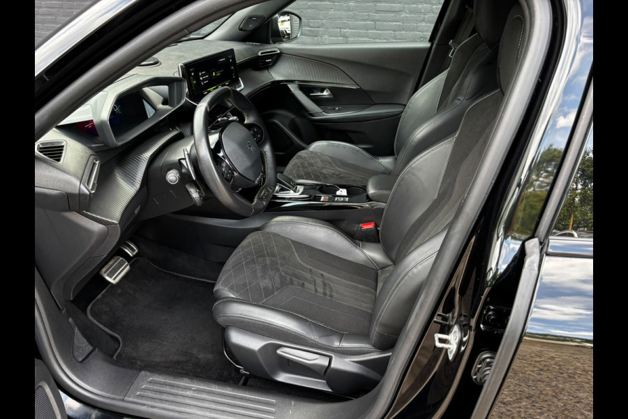 Peugeot 2008 1.2 PureTech GT Pack KEYLESS|LEDER|CAMERA|TREKHAAK|NWE APK