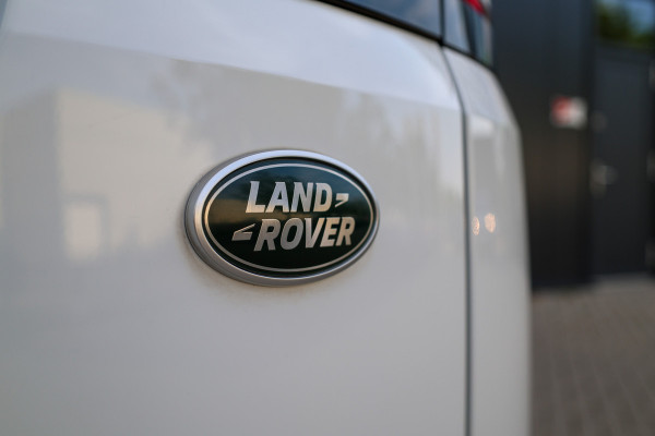 Land Rover Range Rover Evoque 1.5 P300e AWD R-Dynamic SE | PANO | CAMERA | CARPLAY | ACC | ELEK KOFFERKLEP | ELEK STOELEN |