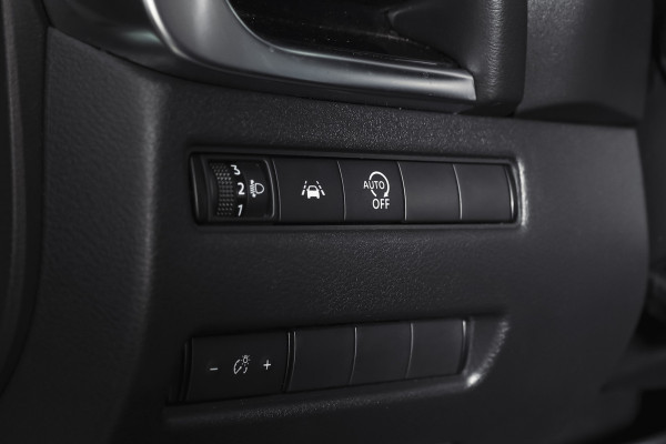 Nissan QASHQAI 1.3 MHEV 140 PK N-Style Orig. NL | Adapt. Cruise | PDC | 360 camera | NAV+App.Connect | ECC | Trekhaak | LM 19" |