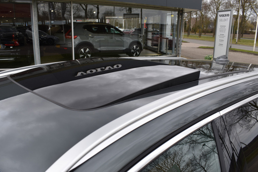 Volvo V60 T6 AWD 350PK Plug-in Hybrid Ultra Bright | Demo | BLIS | Stoelventilatie | Massage Stoelen | Panodak | 360 Camera | B&W |