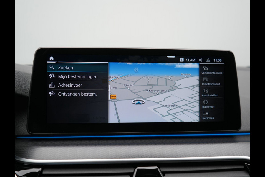 BMW 5 Serie Touring 530e M Sport PHEV 293pk Dealer O.H. | Trekhaak Af Fabriek | Adaptive Cruise | Head Up | Laser LED | Harman / Kardon | Camera | Lederen Sportstoelen & Stuur Verwarmd | Sfeerverlichting | Keyless | Blis | Apple Carplay | DAB | 18"L.M | Plug In Hybrid |