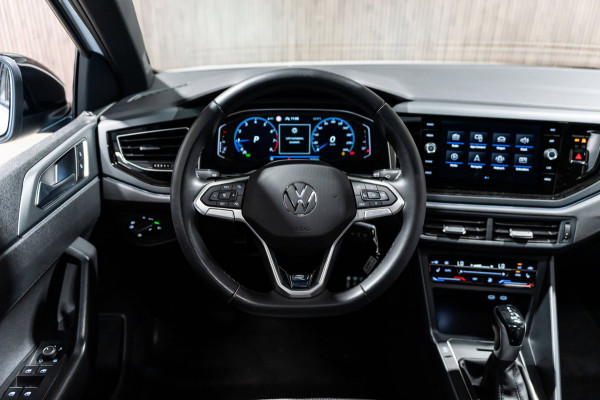 Volkswagen Taigo 1.5 TSI R-Line DSG PANO IQ CAMARA