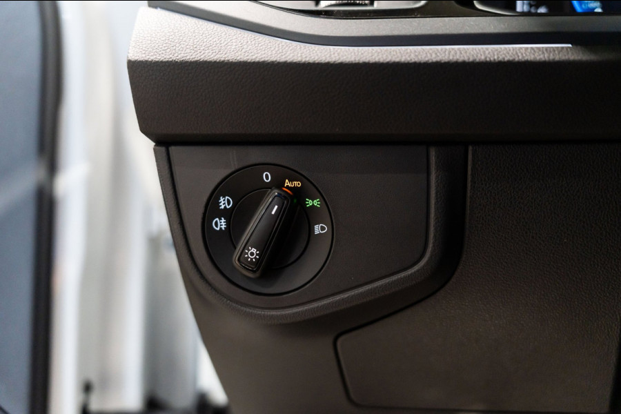 Volkswagen Taigo 1.5 TSI R-Line DSG PANO IQ CAMARA