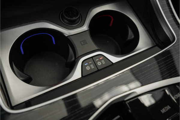 BMW X5 xDrive50e Launch Edition M-Sport Pro Pano M-Stoel M-Performance H/K Trekhaak