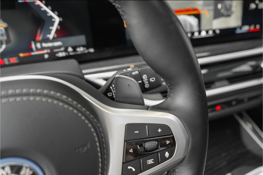 BMW X5 xDrive50e Launch Edition M-Sport Pro Pano M-Stoel M-Performance H/K Trekhaak