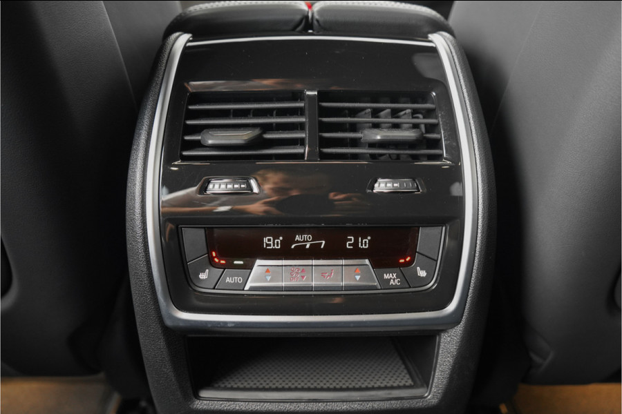 BMW X5 xDrive50e Launch Edition M-Sport Pro Pano M-Stoel M-Performance H/K Trekhaak
