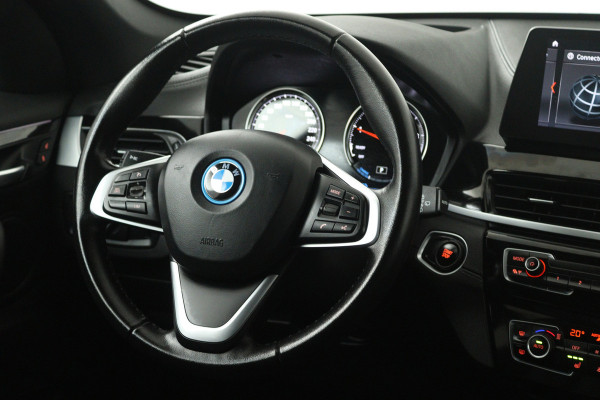 BMW X1 XDrive25e Business Edition Plus (STOELVERWARMING, HEAD-UP DISPLAY, NAVIGATIE, DEALER ONDERHOUDEN)