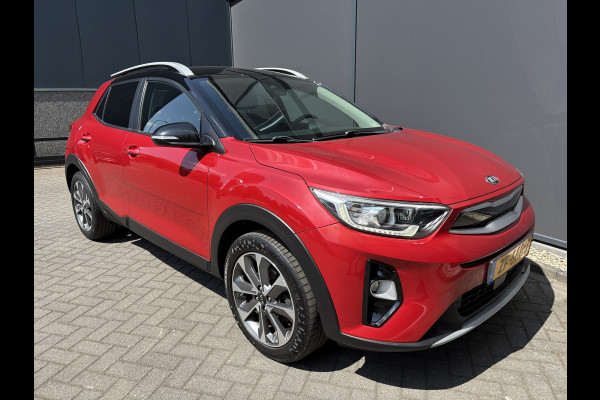 Kia Stonic 1.0 T-GDi DynamicPlusLine Achteruitrijcamera - Airco - Parkeersensor achter - Navigatie - Cruise control - Dakrails - keyless entry and start - Elektrische ramen - Radio - Mistlampen - Bluetooth - Licht metalen velgen Start/stop systeem - Elektrische ramen - Stuur multifunctioneel