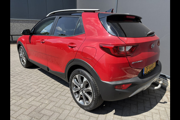 Kia Stonic 1.0 T-GDi DynamicPlusLine Achteruitrijcamera - Airco - Parkeersensor achter - Navigatie - Cruise control - Dakrails - keyless entry and start - Elektrische ramen - Radio - Mistlampen - Bluetooth - Licht metalen velgen Start/stop systeem - Elektrische ramen - Stuur multifunctioneel