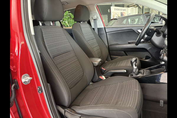 Kia Stonic 1.0 T-GDi DynamicPlusLine Achteruitrijcamera - Airco - Parkeersensor achter - Navigatie - Cruise control - Dakrails - keyless entry and start - Elektrische ramen - Radio - Mistlampen - Bluetooth - Licht metalen velgen Start/stop systeem - Elektrische ramen - Stuur multifunctioneel
