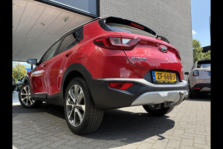 Kia Stonic 1.0 T-GDi DynamicPlusLine Achteruitrijcamera - Airco - Parkeersensor achter - Navigatie - Cruise control - Dakrails - keyless entry and start - Elektrische ramen - Radio - Mistlampen - Bluetooth - Licht metalen velgen Start/stop systeem - Elektrische ramen - Stuur multifunctioneel