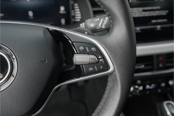 Škoda SCALA 1.0 TSI Business Edition Facelift Navi ACC Stoelverw 1e Eig Ori NL