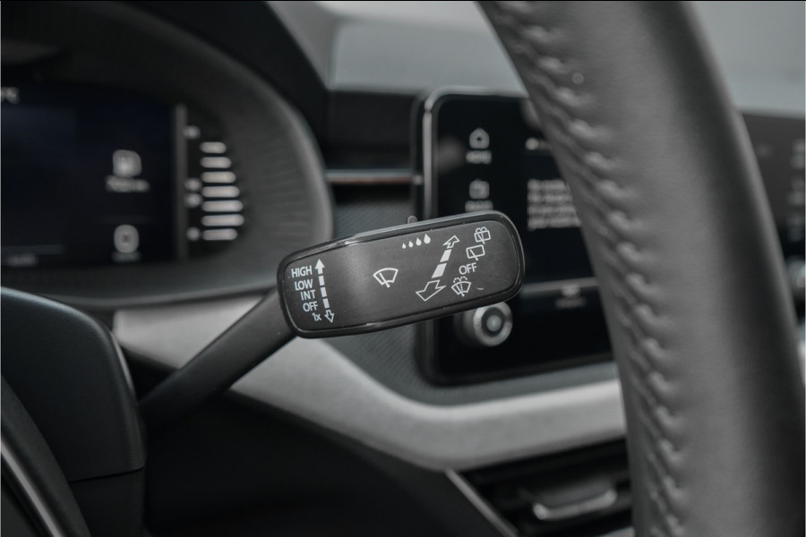 Škoda SCALA 1.0 TSI Business Edition Facelift Navi ACC Stoelverw 1e Eig Ori NL